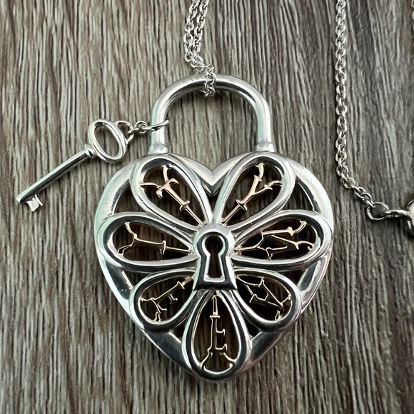 Tiffany &‎ Co. necklace